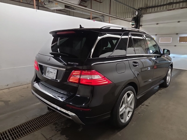 Mercedes-Benz ML 350 AMG * ОБДУХВАНЕ * H&K * КАМЕРА * ПАНОРАМА * CARFAX - автомобили, коли, обяви за нови и употребявани 2
