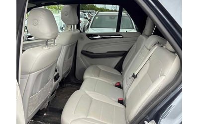Mercedes-Benz ML 350 D * 360 КАМЕРА * НА ПРУЖИНИ * 2015 * CARFAX * - автомобили, коли, обяви за нови и употребявани 10