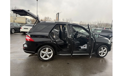 Mercedes-Benz ML 350 AMG OPTIK-PANORAMA-DISTRONIK-МЪРТВА ТОЧКА-ПОДГРЯВА - автомобили, коли, обяви за нови и употребявани 13