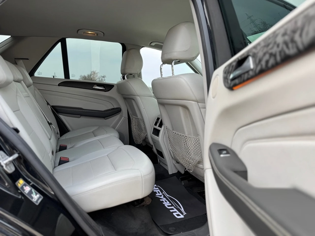 Mercedes-Benz ML 350 BlueTEC= 4Matic= 63 AMG= Ambient= Камера= - автомобили, коли, обяви за нови и употребявани 12