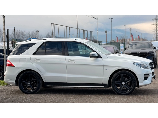 Mercedes-Benz ML 350 BLUETEC= 4MATIC= AMG= PREMIUM= HARMAN/KARDON= - автомобили, коли, обяви за нови и употребявани 3