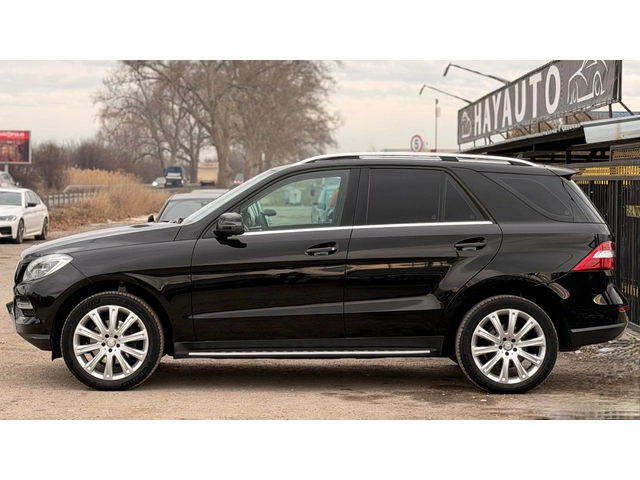Mercedes-Benz ML 350 BlueTEC= 4Matic= Sport= 3xTV= Distronic= Camera= - автомобили, коли, обяви за нови и употребявани 7