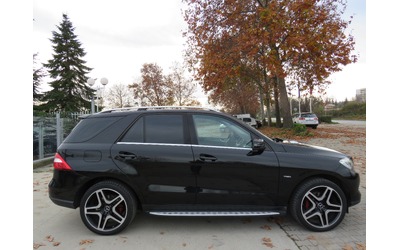 mercedes-benz-ml-350-amg-pack-distronic-registriran - 3