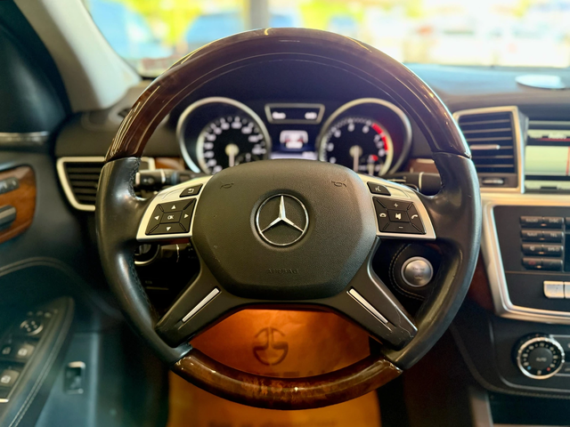 Mercedes-Benz ML 400 Подгрев* Keyless* Камера* Лизинг* 7G Plus - автомобили, коли, обяви за нови и употребявани 9