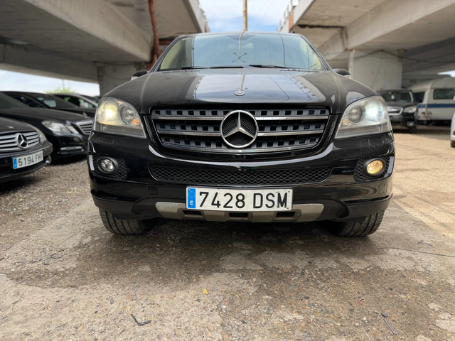 Mercedes-Benz ML 500 5.0i-FULL-на пружини - автомобили, коли, обяви за нови и употребявани 7
