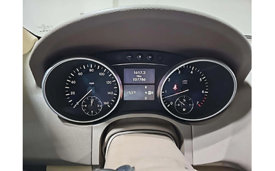 mercedes-benz-ml-500 - 4