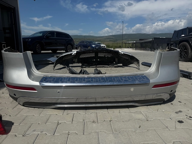 Mercedes-Benz ML - автомобили, коли, обяви за нови и употребявани 2