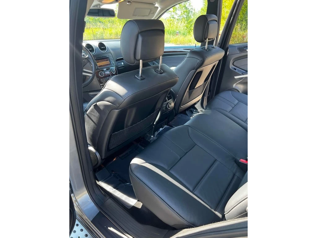 Mercedes-Benz ML 550 * CARFAX * ЦЕНА ДО БГ - автомобили, коли, обяви за нови и употребявани 9