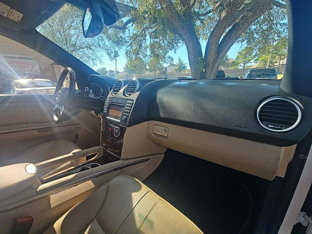 Mercedes-Benz ML 550 4MATIC* 5.5 388* ТОП СЪСТОЯНИЕ* - автомобили, коли, обяви за нови и употребявани 9