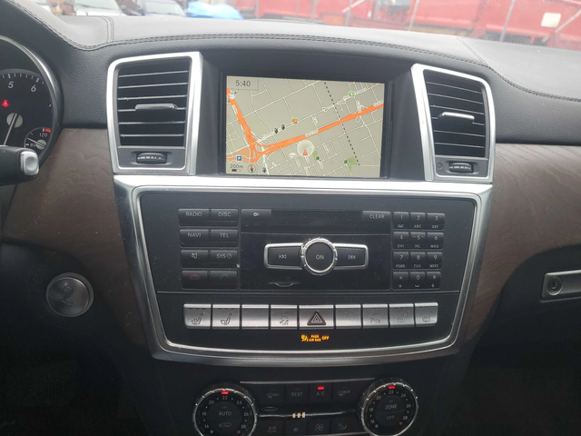 Mercedes-Benz ML 550 AMG PK/360/ПАНО/ПОДГРЕВ/М.ТОЧКА/ОБДУХ/ - автомобили, коли, обяви за нови и употребявани 8