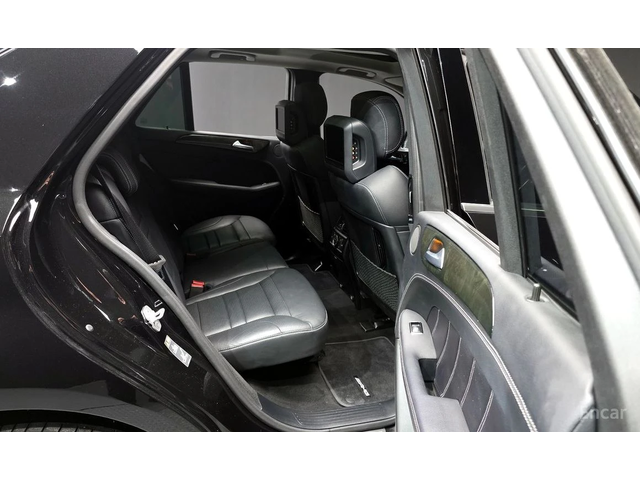 Mercedes-Benz ML 63 AMG HARMAN/KARDON* ПОДГРЕВ* ОБДУХВАНЕ* ПАНО* 3X TV - автомобили, коли, обяви за нови и употребявани 12