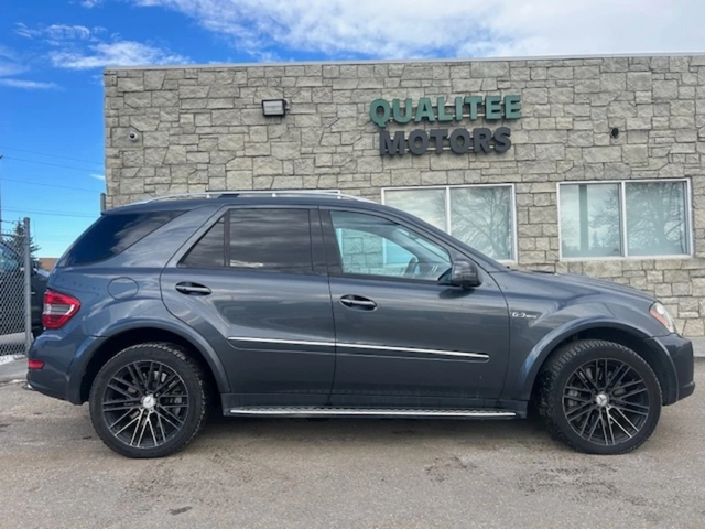 Mercedes-Benz ML 63 AMG 4MATIC* КОжа* Подгрев* Обдухване* Кейлес* Blind Sp - автомобили, коли, обяви за нови и употребявани 2