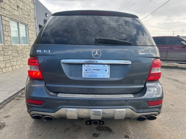 Mercedes-Benz ML 63 AMG 4MATIC* КОжа* Подгрев* Обдухване* Кейлес* Blind Sp - автомобили, коли, обяви за нови и употребявани 6