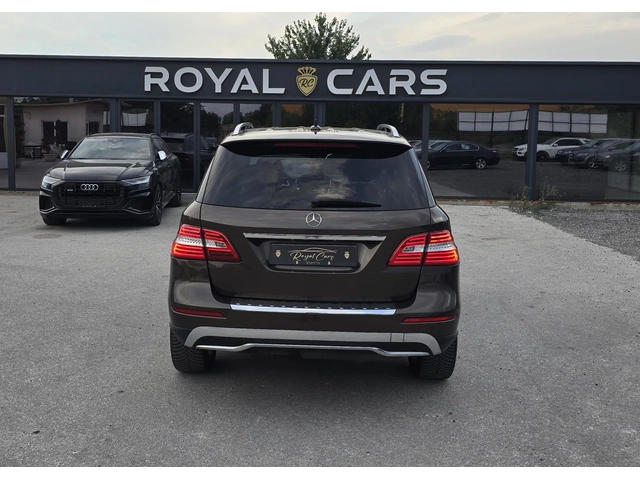 Mercedes-Benz ML * AMG Edition * Key less GO * Distronic * Camera * - автомобили, коли, обяви за нови и употребявани 5