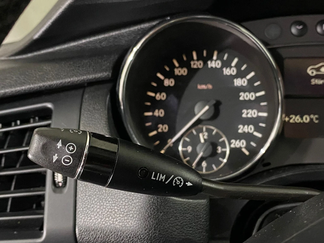 Mercedes-Benz R 280 - автомобили, коли, обяви за нови и употребявани 7