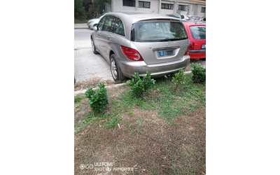 mercedes-benz-r-320 - 0