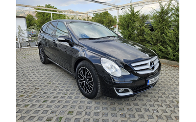 mercedes-benz-r-320 - 1