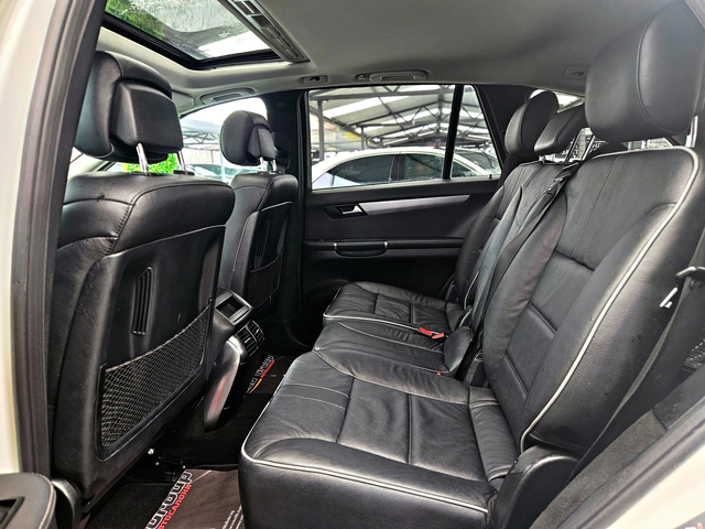 Mercedes-Benz R 350 AMG/4MATIC/GERMANY/DISTRONIC/ПОДГРЕВ/ОБДУХ/F1/LIZI - автомобили, коли, обяви за нови и употребявани 15