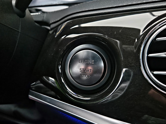 Mercedes-Benz S 350 ! AMG/4M/DISTR/NIGHT/CAMERA/ПОДГРЕВ/AMBI/МАСАЖ/LIZ - автомобили, коли, обяви за нови и употребявани 11