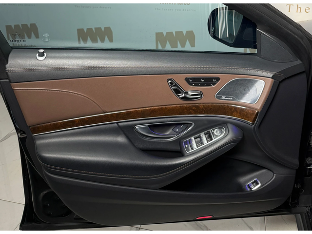 Mercedes-Benz S 350 d Long* 4M* AMG* TV* FULL - автомобили, коли, обяви за нови и употребявани 4