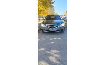 mercedes-benz-s-500 - 0