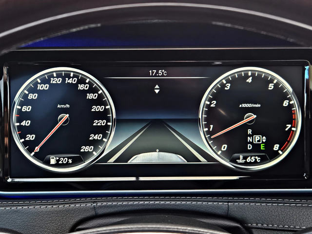 Mercedes-Benz S 500 AMG/BLACK EDITION/4MAT/PANO/CAMERA/ОБДУХ/ВАКУУМ/LI - автомобили, коли, обяви за нови и употребявани 9