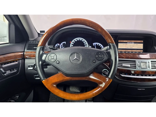Mercedes-Benz W100 * Long * Телевизори * Rear Comfort Package - автомобили, коли, обяви за нови и употребявани 5