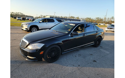 mercedes-benz-s-550 - 0