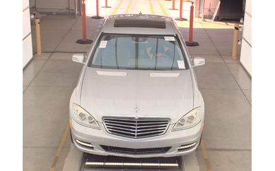 mercedes-benz-s-550 - 4