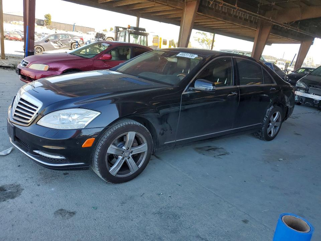 Mercedes-Benz S 550 5.5L 8 REAR WHEEL DRIVE - автомобили, коли, обяви за нови и употребявани 0