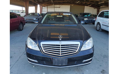 mercedes-benz-s-550-5-5l-8-rear-wheel-drive - 4