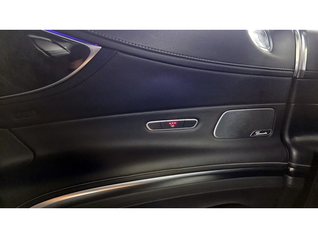 Mercedes-Benz S 550 Coupe - автомобили, коли, обяви за нови и употребявани 3