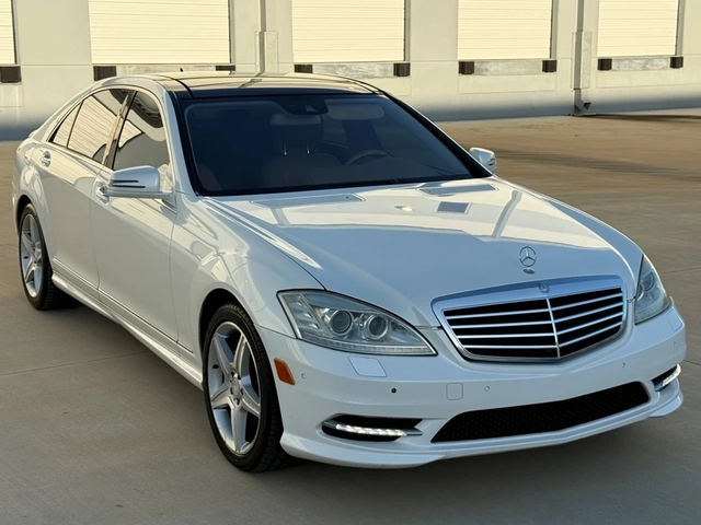 Mercedes-Benz S 550 FULL* TВ* МАСАЖ* ДИСТРОНИК* ОБДУХ* - автомобили, коли, обяви за нови и употребявани 2