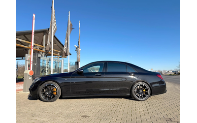 mercedes-benz-s-560 - 4