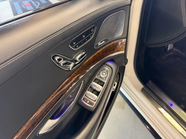 Mercedes-Benz S 63 AMG* АвтоКредит* (Цена до БГ) - автомобили, коли, обяви за нови и употребявани 16