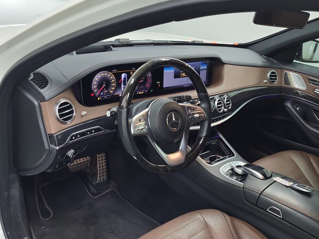 Mercedes-Benz S 63 4L 8cyl AWD - автомобили, коли, обяви за нови и употребявани 9