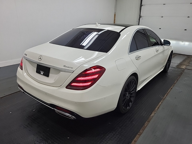 Mercedes-Benz S 63 4L 8cyl AWD - автомобили, коли, обяви за нови и употребявани 2