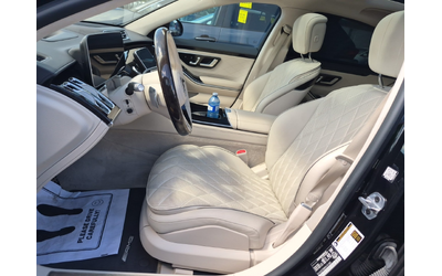 mercedes-benz-s-63-4l-8cyl-awd - 4