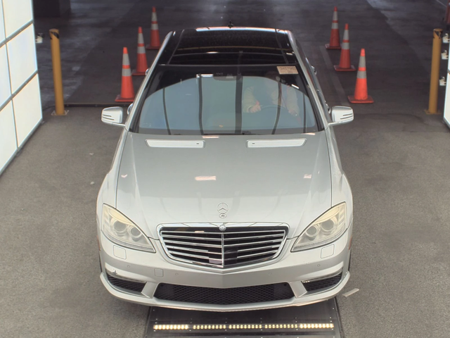 Mercedes-Benz S 63 AMG DISTRONIK* HARMAN* МАСАЖ* ОБДУХ* АЛКАНТАРА* ПАНО* - автомобили, коли, обяви за нови и употребявани 1