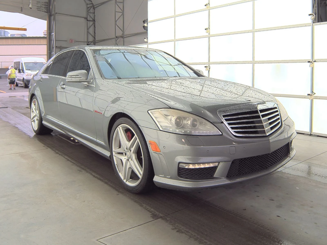 Mercedes-Benz S 63 AMG МАСАЖ* ДИСТРОНИК* CARBON* HARMAN* NIGHT VISION* ОБ - автомобили, коли, обяви за нови и употребявани 2