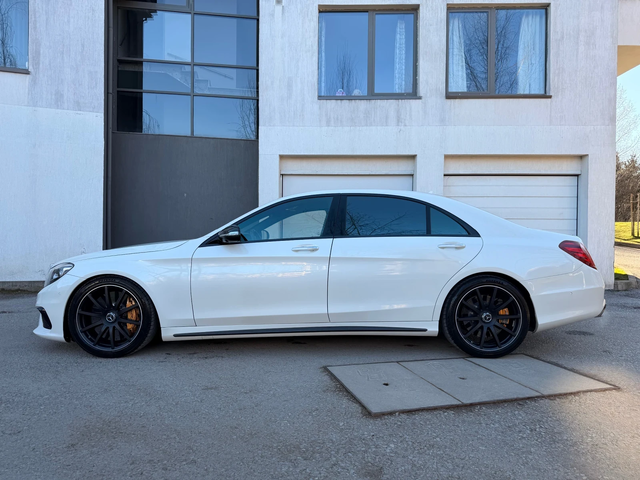 Mercedes-Benz S 63 AMG CERAMIC / 3D BURMESTER / TV - автомобили, коли, обяви за нови и употребявани 3