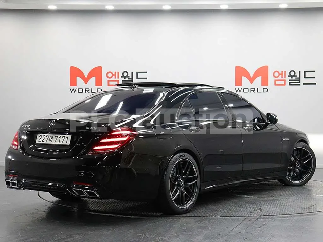 Mercedes-Benz S 63 AMG * Pano* Ceramic* HeadUp* Full* АВТОКРЕДИТ - автомобили, коли, обяви за нови и употребявани 2