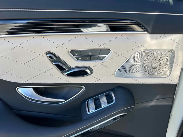 Mercedes-Benz S 63 AMG CARFAX - автомобили, коли, обяви за нови и употребявани 15