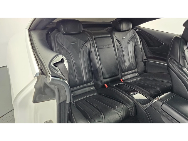 Mercedes-Benz S 63 AMG 4MATIC Coupé - автомобили, коли, обяви за нови и употребявани 9