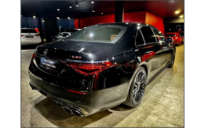 mercedes-benz-s-63-amg - 3