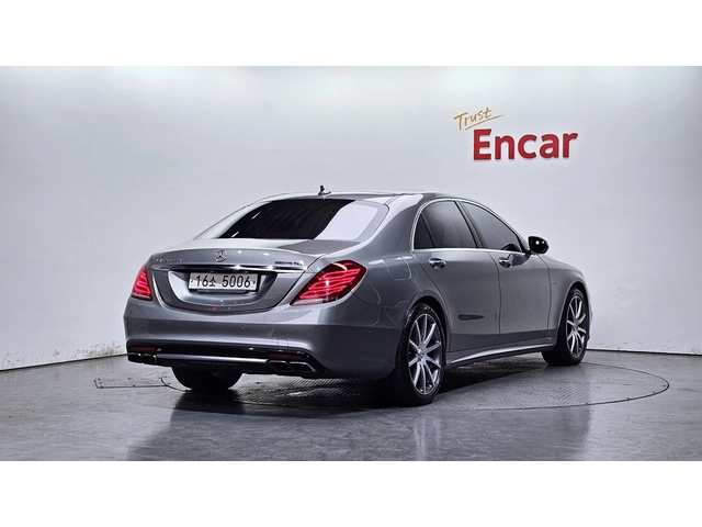 Mercedes-Benz S 63 AMG 4MATIC - автомобили, коли, обяви за нови и употребявани 1