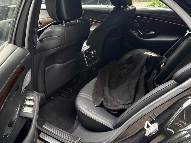 Mercedes-Benz S-CLASS 4.6L 8cyl AWD - автомобили, коли, обяви за нови и употребявани 10
