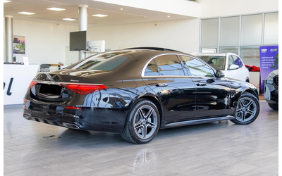 mercedes-benz-s580e-s580e-4matic-amg-line - 3