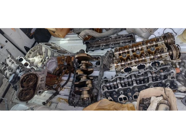 Mercedes-Benz SL 350 ДВИГАТЕЛ НА ЧАСТИ - автомобили, коли, обяви за нови и употребявани 0