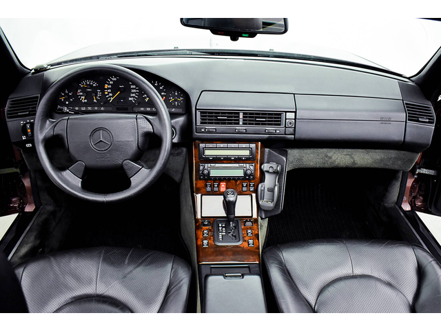 Mercedes-Benz SL 320 320 - автомобили, коли, обяви за нови и употребявани 12